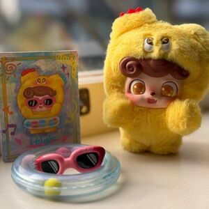 Q KID Hairy Emotional Monsters - Delight